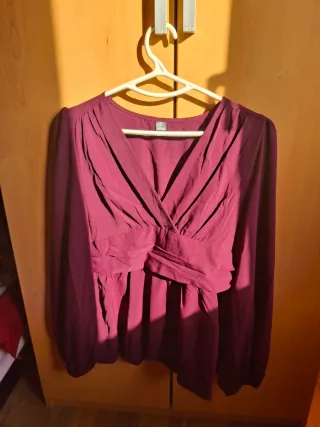 Camisa color burdeos/vino manga larga