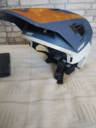 Casco Leatt Integral MTB