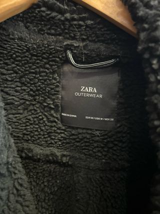 Chaqueta negra zara