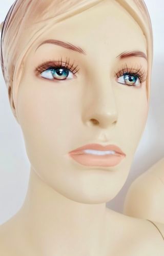 PRECIO ESPECIAL Maniquí NUEVO Tiendas