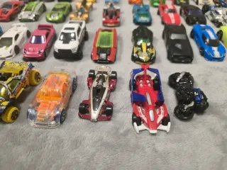 47 Hot Wheels Vintage
