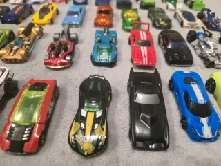 47 Hot Wheels Vintage