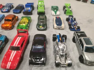 47 Hot Wheels Vintage