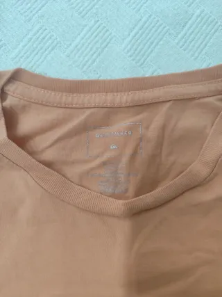 Lote de camisetas y jersey de marca