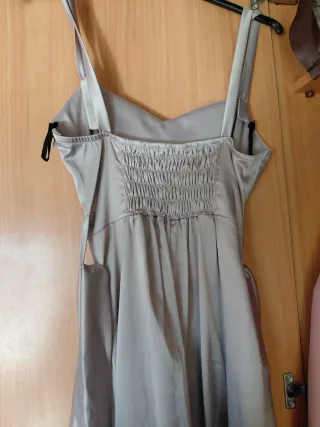 Vestido con chaqueta y lazo
