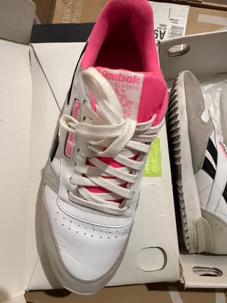 Zapatillas Reebok Blancas y Rosas