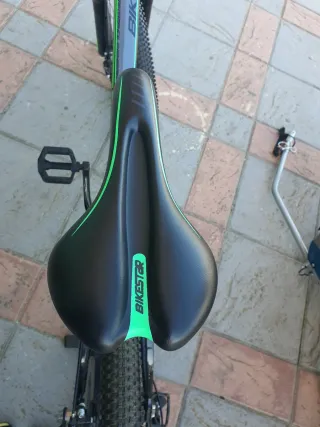 Bicicleta Montaña Negra/Verde aluminio de 27.5"