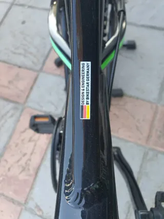 Bicicleta Montaña Negra/Verde aluminio de 27.5"