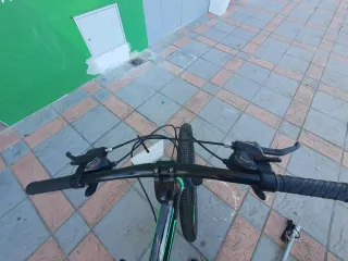 Bicicleta Montaña Negra/Verde aluminio de 27.5"