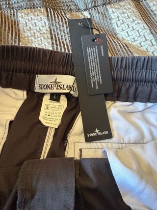 Pantalones Cargo Stone Island Grises