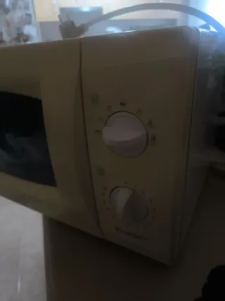 Microondas Bluesky Beige