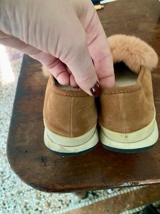 Scarpe scamosciate Intrend con pelliccia