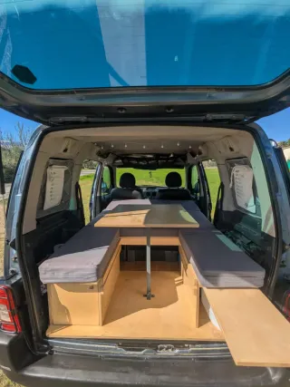 Kit Mueble Camper + colchon + aislantes + otros