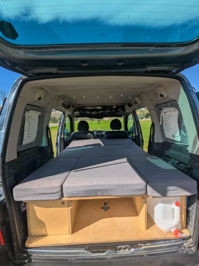 Kit Mueble Camper + colchon + aislantes + otros