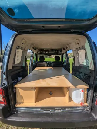 Kit Mueble Camper + colchon + aislantes + otros