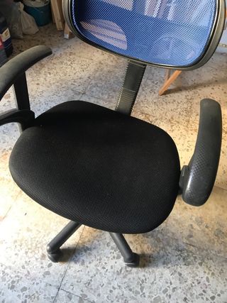 Sillón de oficina/estudio con ruedas