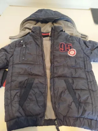 Anorak azul y gris 6 años
