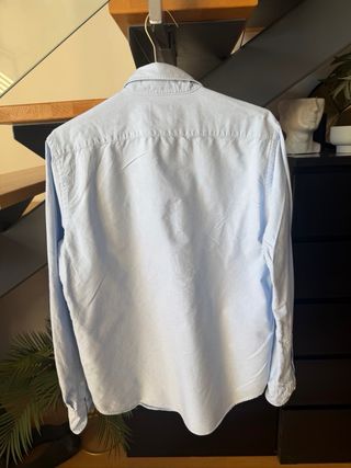 Camisa Scalpers azul talla 41.