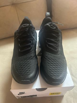 Zapatillas Nike Air Max 270 Negras Unisex(pequeñas