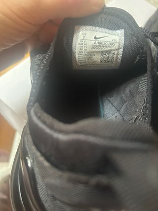 Zapatillas Nike Air Max 270 Negras Unisex(pequeñas