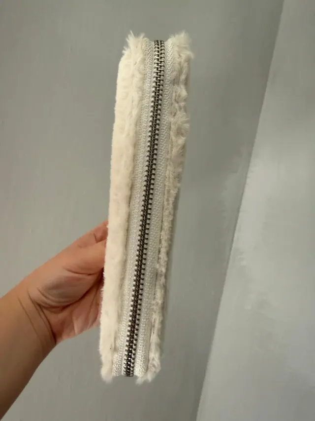 PORTAFOGLIO ECOPELLICCIA BIANCO IDEA REGALO