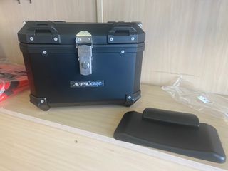 Baúl Moto 38L Plástico Negro Nuevo