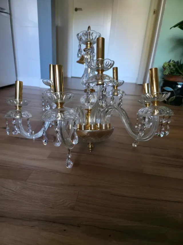 Lámpara araña cristal y metal dorado