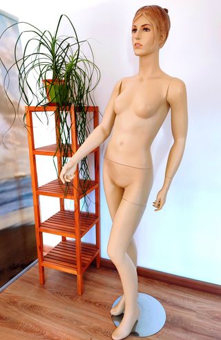 -30% APLICADO MANIQUI MUJER SEÑORA SEÑORITA