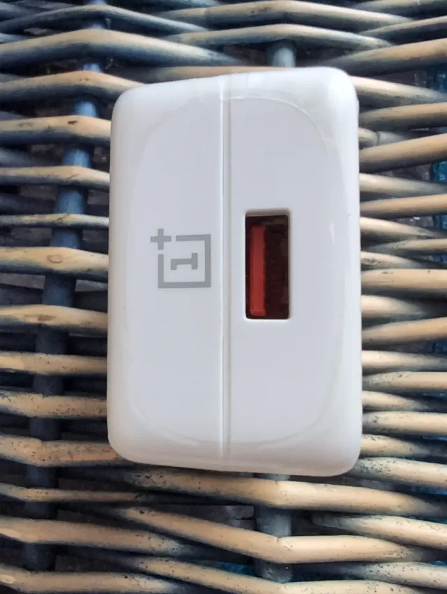 Adaptador Carga Rápida OnePlus Dash Charge