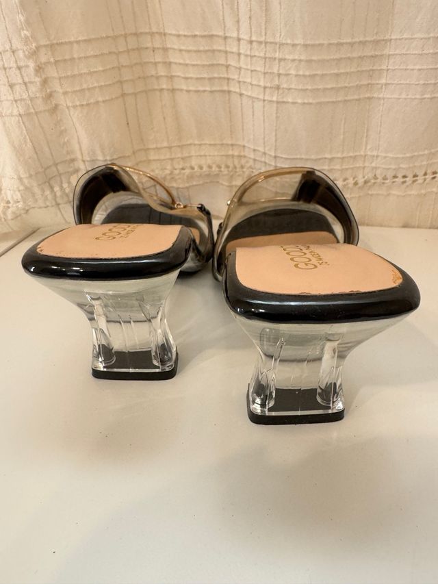 Sandali Gooddy in charol con tacco in metacrilato taglia 39