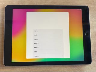 iPad 6ª Gen 128GB Plata/Gris Espacial