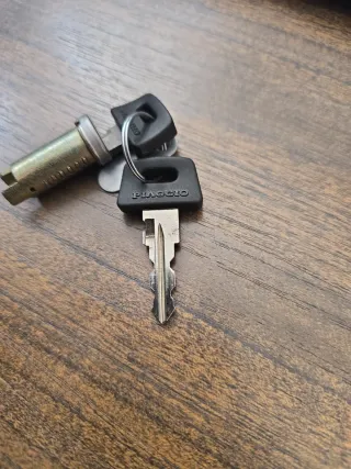 Cerradura y llaves Vespa PX150