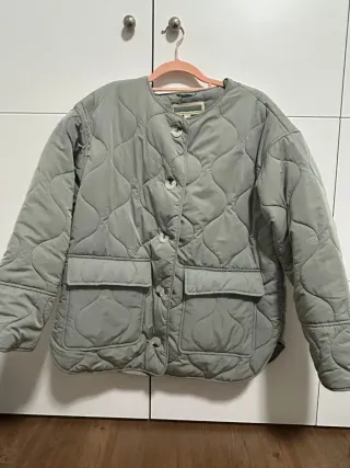 Cazadora acolchada mujer