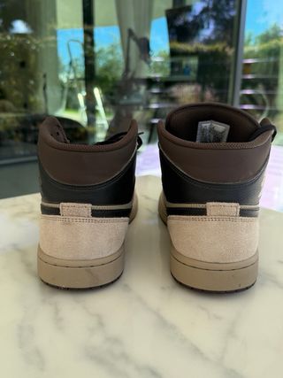 Zapatillas Air Jordan 1 Mid Beige/Marrón