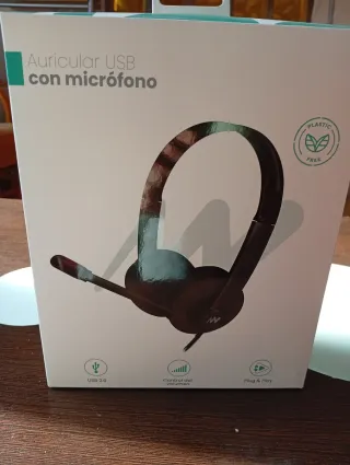 Auricular USB con micrófono y webcam