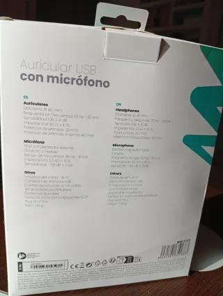 Auricular USB con micrófono y webcam