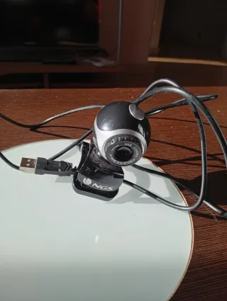 Auricular USB con micrófono y webcam