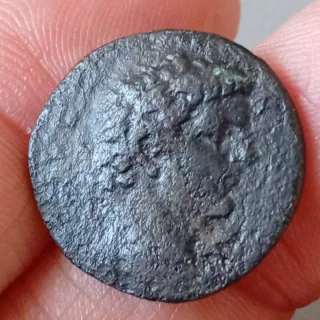 ≡ Espectacular moneda romana emperador Claudio