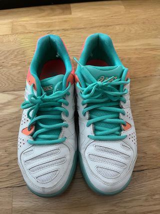 Zapatillas Asics Blancas y Turquesa