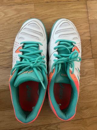 Zapatillas Asics Blancas y Turquesa