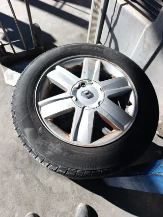 Llantas Renault 16