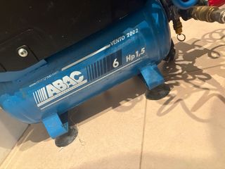 Compresor de aire Makita NT0 2002