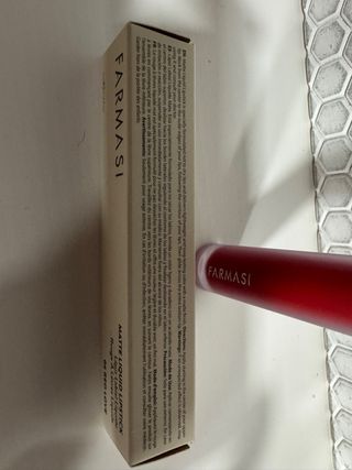 Labial Líquido Mate Farmasi 06 Red Love