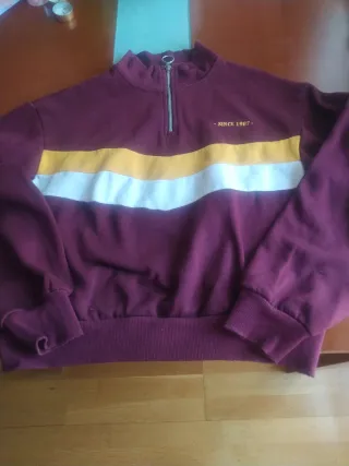 Sudadera Bershka talla S