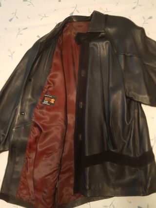 Chaqueta de Piel Negra hombreras Zerimar Talla M