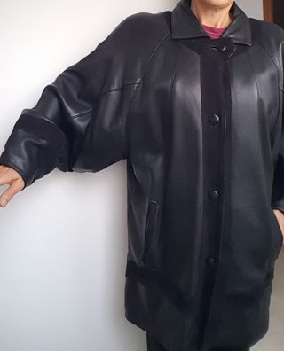 Chaqueta de Piel Negra hombreras Zerimar Talla M