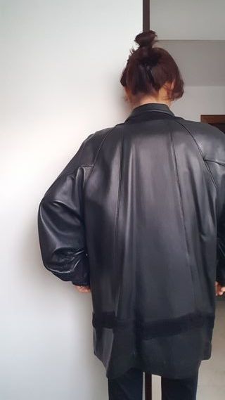 Chaqueta de Piel Negra hombreras Zerimar Talla M