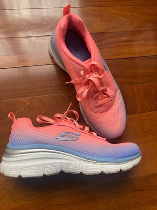 Skechers Talla 37.5 Rosa y Azul