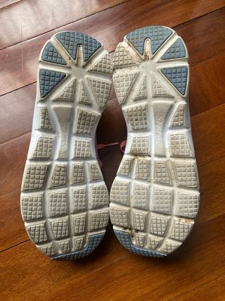 Skechers Talla 37.5 Rosa y Azul