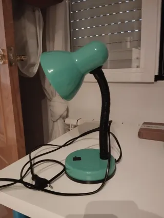 Flexo de mesa verde y negro